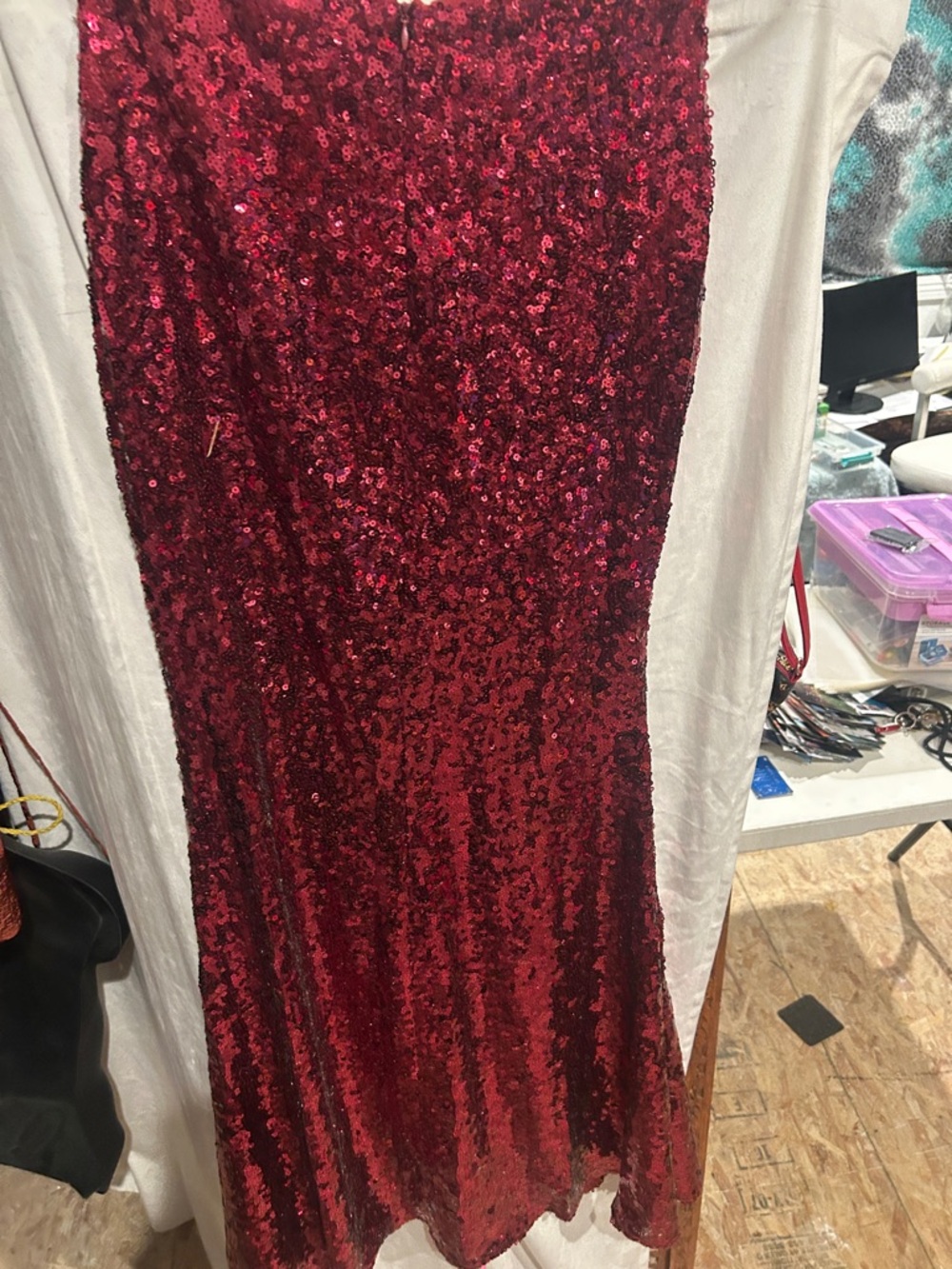 Red Sequin Maxi Skirt - Elegant Evening Wear - Picture 4 of 5